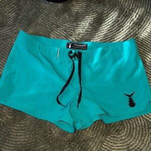 Womens Tunaskin surf shorts